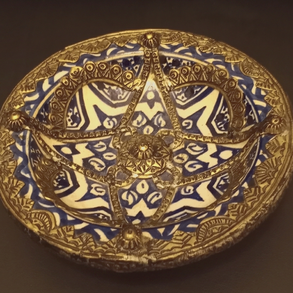 Moroccan hand made decorative FES plate